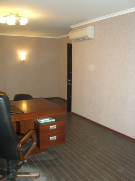 Продам офис в центре Запорожья 90м2, дорогой ремонт